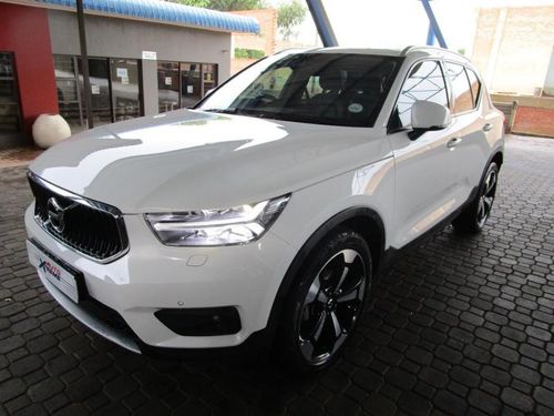 2020 VOLVO XC40 T3 MOMENTUM GEARTRONIC