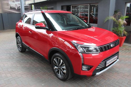 2022 Mahindra XUV300 1.2T W8