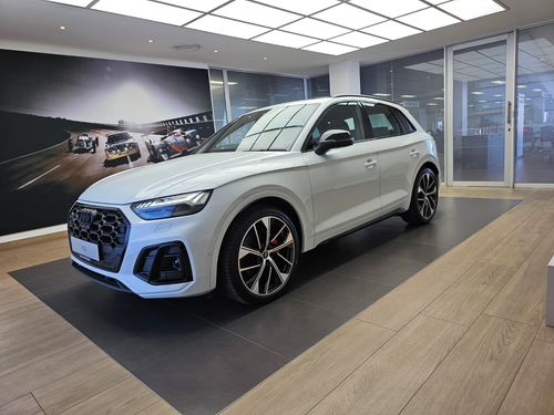 2024 Audi SQ5 Quattro Tiptronic Black Edition