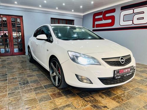 2013 OPEL ASTRA 1.4T ENJOY 5Dr