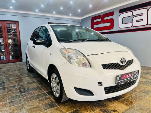 2011 TOYOTA YARIS ZEN3 ACS 5Dr