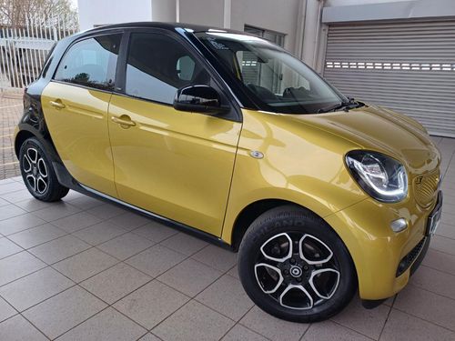 2017 SMART FORFOUR PRIME