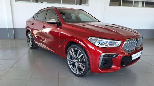 2022 BMW X6 M50d