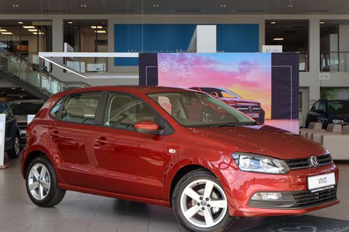 2024 Volkswagen Polo Vivo hatch 1.6 Comfortline auto [Demo]