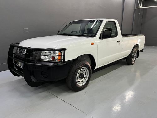 2017 NISSAN HARDBODY NP300 2.0I LWB P/U S/C