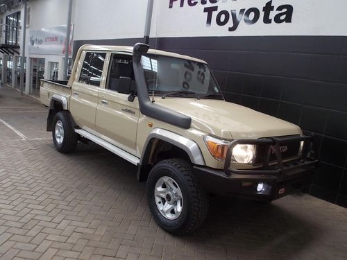 2022 Toyota Land Cruiser 79 4.0 V6 Double Cab