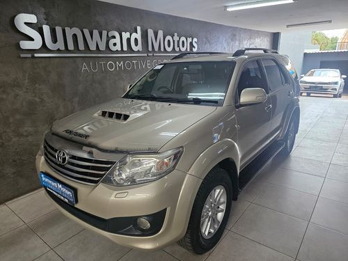 2012 TOYOTA FORTUNER 3.0D-4D 4X4