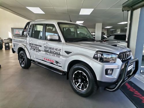 2023 Mahindra Pik Up 2.2CRDe Double Cab 4x4 S11 Karoo