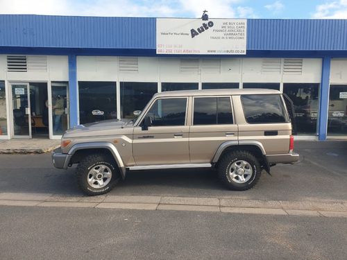 2010 Toyota Land Cruiser 76 Land Cruiser 76 4.2D Station Wagon