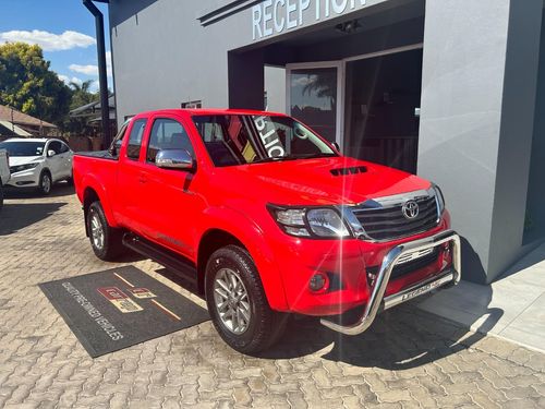 2015 Toyota Hilux 3.0D-4D Xtra Cab 4x4 Raider Legend 45