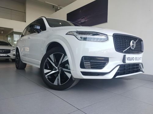 2022 Volvo XC90 T8 Twin Engine R-Design AWD (Hybrid)