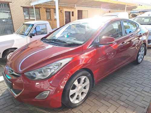 2012 HYUNDAI ELANTRA 1.8 executive