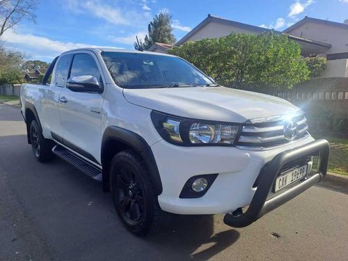 2016 TOYOTA HILUX 2.8 GD-6 RB RAIDER P/U