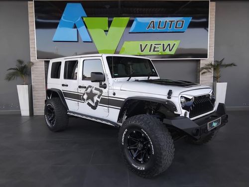 2013 JEEP WRANGLER UNLTD SAHARA 3.6L V6 A/T