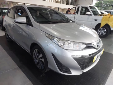 2019 TOYOTA YARIS 1.5 XS