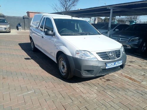 2020 NISSAN NP200 1.6i (aircon) safety pack