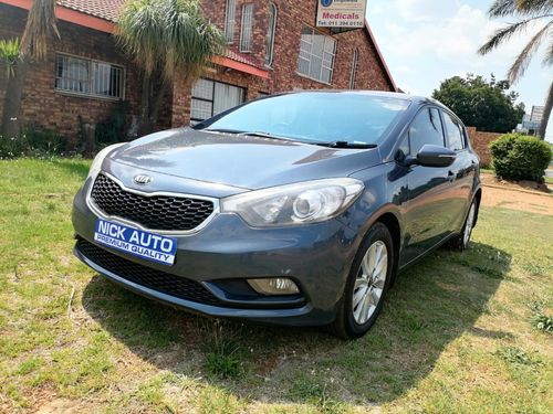 2014 KIA CERATO Hatch 1.6 ex auto