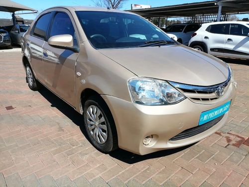 2014 TOYOTA ETIOS Sedan 1.5 xs