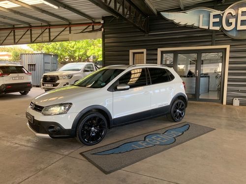 2015 VOLKSWAGEN POLO CROSS 1.2 TSI