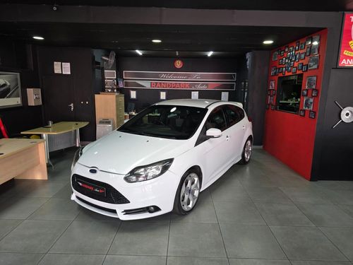 2014 FORD FOCUS St 1