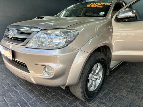 2011 Toyota Fortuner 3.0D4D R/B