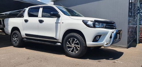 2016 HILUX 2.4 GD-6 RB SRX P/U D/C