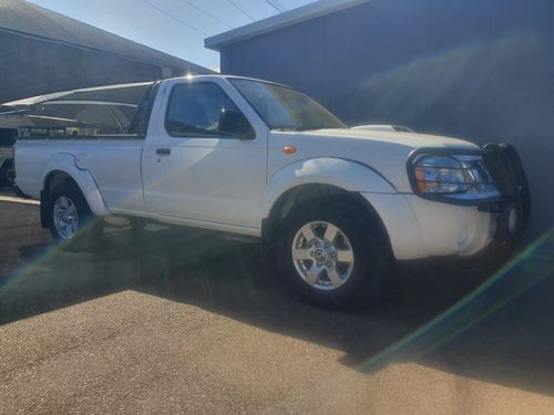 2017 HARDBODY NP300 2.5TDi HI-RIDER P/U S/C