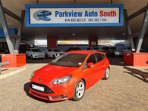 2013 Ford Focus 2.0 GTDi ST3 5-dr