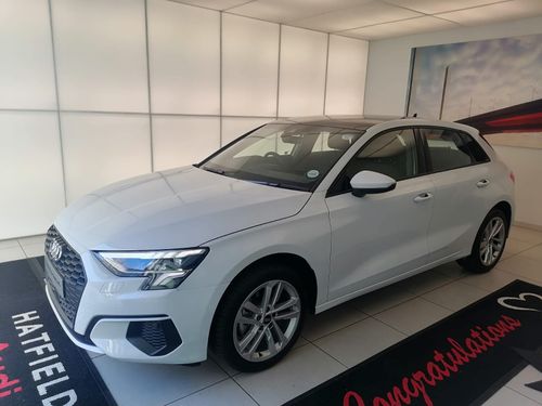 2024 Audi A3 Sportback 35 TFSI Urban Edition Tip [Demo]