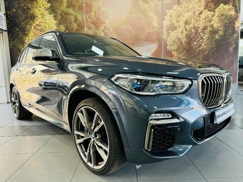 2021 BMW X5 M50i