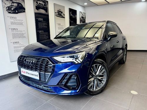 2024 Audi Q3 35 TFSI STronic Black Edition [Demo]