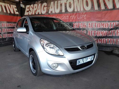 2011 HYUNDAI i20 1.4