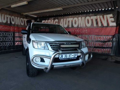 2015 TOYOTA HILUX 2.5 D-4D R/B SRX P/U XTRA CAB