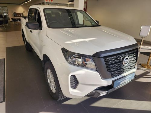 2021 NISSAN NAVARA 2.5DDTI SE A/T D/C P/U