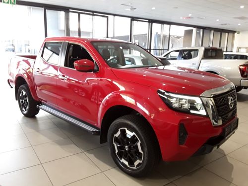 2022 NISSAN NAVARA 2.5DDTI LE 4X4 A/T D/C P/U