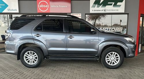 2013 Toyota Fortuner 2.5D-4D R/B