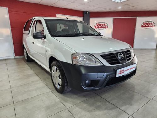 2020 Nissan NP200 1.6 8V Base + AC Safety