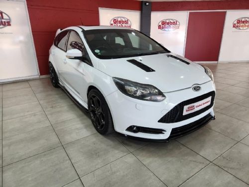 2013 Ford Focus ST 2.0 GTDi ST3 5 Door