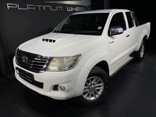 2013 TOYOTA HILUX 3.0D-4D RAIDER XTRA CAB P/U S/C