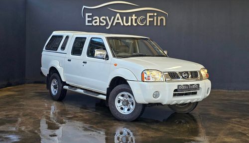 2015 Nissan NP 300 HARDBODY 2.4 HI -RIDER 4X4 D/Cab ‍