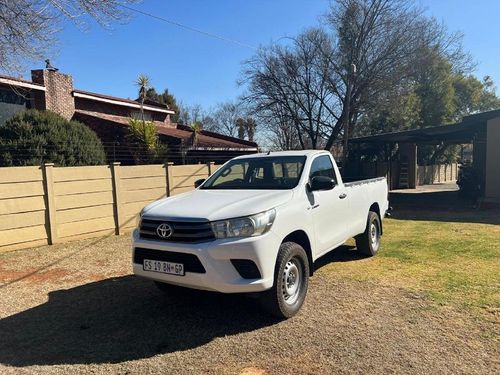 2017 Toyota Hilux 2.4 GD6 SRX 4x4 Single cab manual