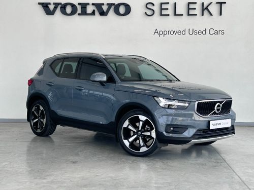 2021 VOLVO XC40 D4 MOMENTUM AWD GEARTRONIC