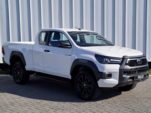 2024 TOYOTA HILUX 2.8 GD-6 RB LEGEND 4X4 P/U E/CAB