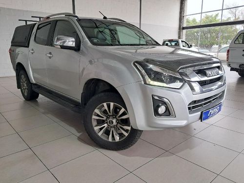 2017 Isuzu KB 300 D-Teq LX Auto 4x4 Double-Cab