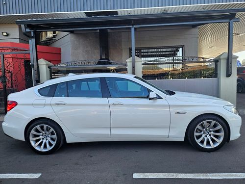 2011 BMW 530d STEPTRONIC