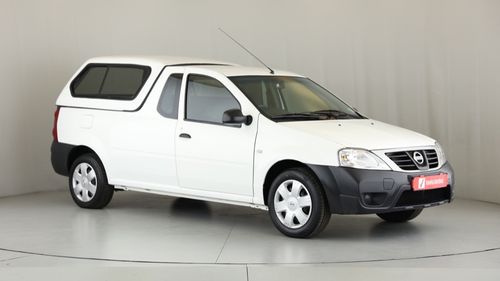 2019 NISSAN NP200 1.6 SAFETY PACK