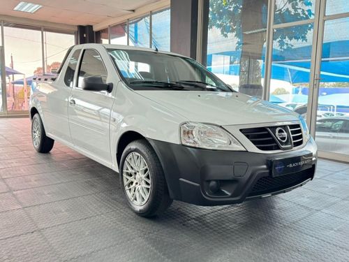 2021 Nissan NP200 1.6i (Aircon) Safety Pack