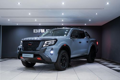 2024 Nissan Navara 2.5DDTi Double Cab PRO-2X