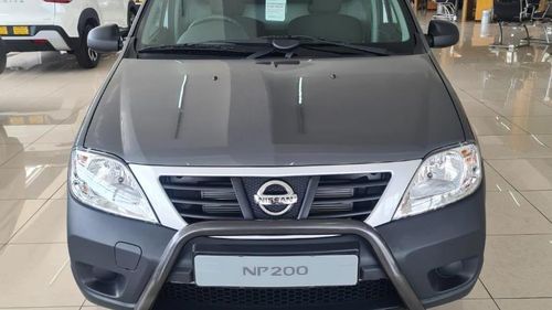 2024 Nissan NP200 1.6i (Aircon) Safety Pack