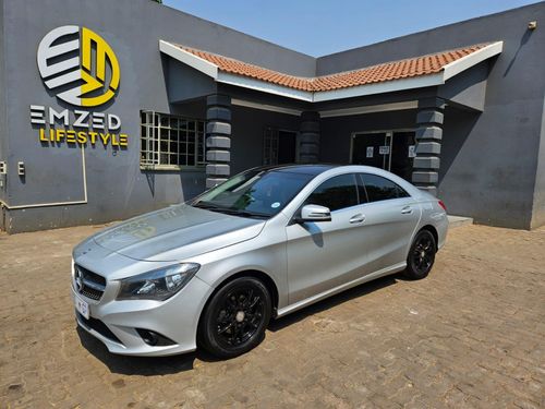 2014 MERCEDES-BENZ CLA 200 URBAN A/T